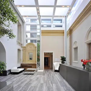 4* Отель House